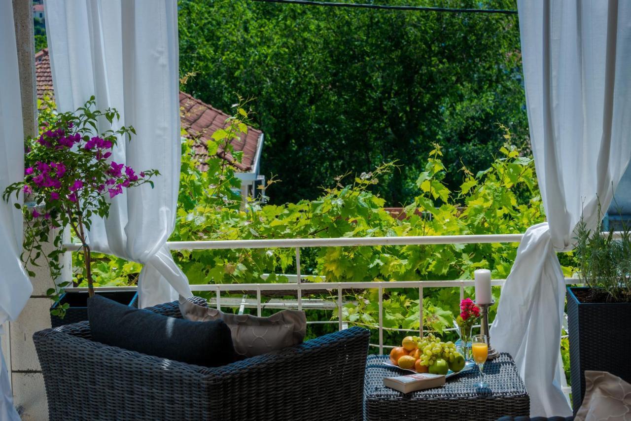Superior Stunning Apartment Gravosa With A Free Parking Dubrovnik Exterior photo